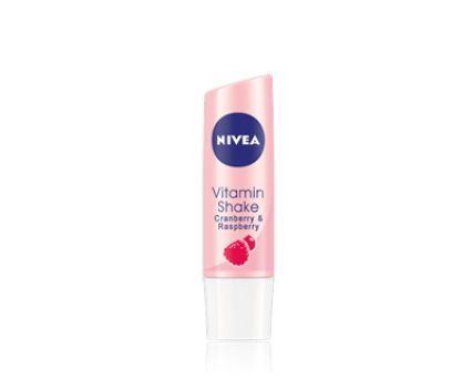 Балсам за устни Nivea Vitamin Shake боровинка и малина